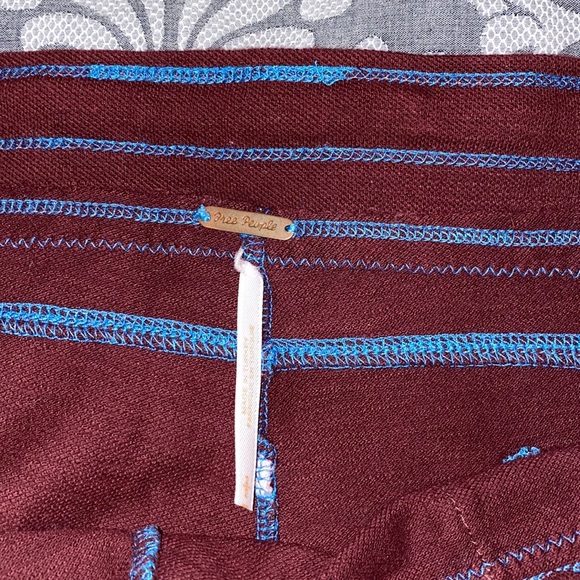 Free People Burgundy Maroon Short with Wood Button - Picture 4 of 4